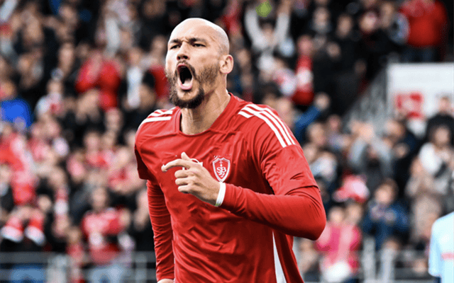 法甲：马赛vs布雷斯特，谁能占据先机？