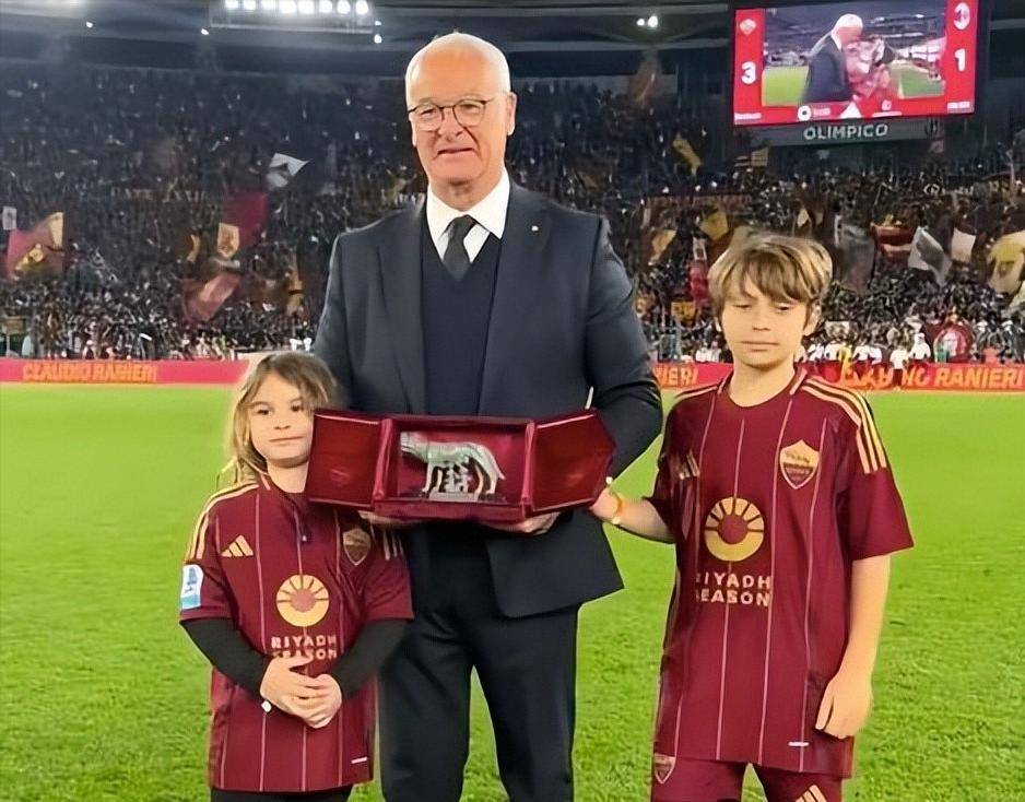 73岁拉涅利热泪盈眶！7万人唱歌送离别：6个月补锅+冲到意甲第5